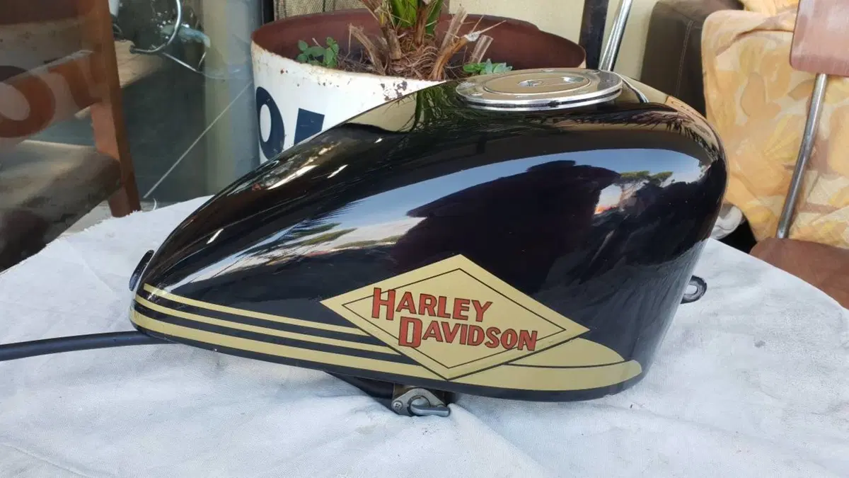 Serbatoio nero Harley-Davidson Sportster 883