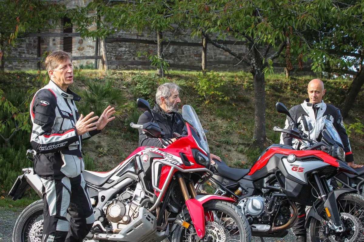BMW F850GS vs Honda Africa Twin vs Triumph Tiger 800 XCa: COMPARATIVA MAXIENDURO 1000 (2)