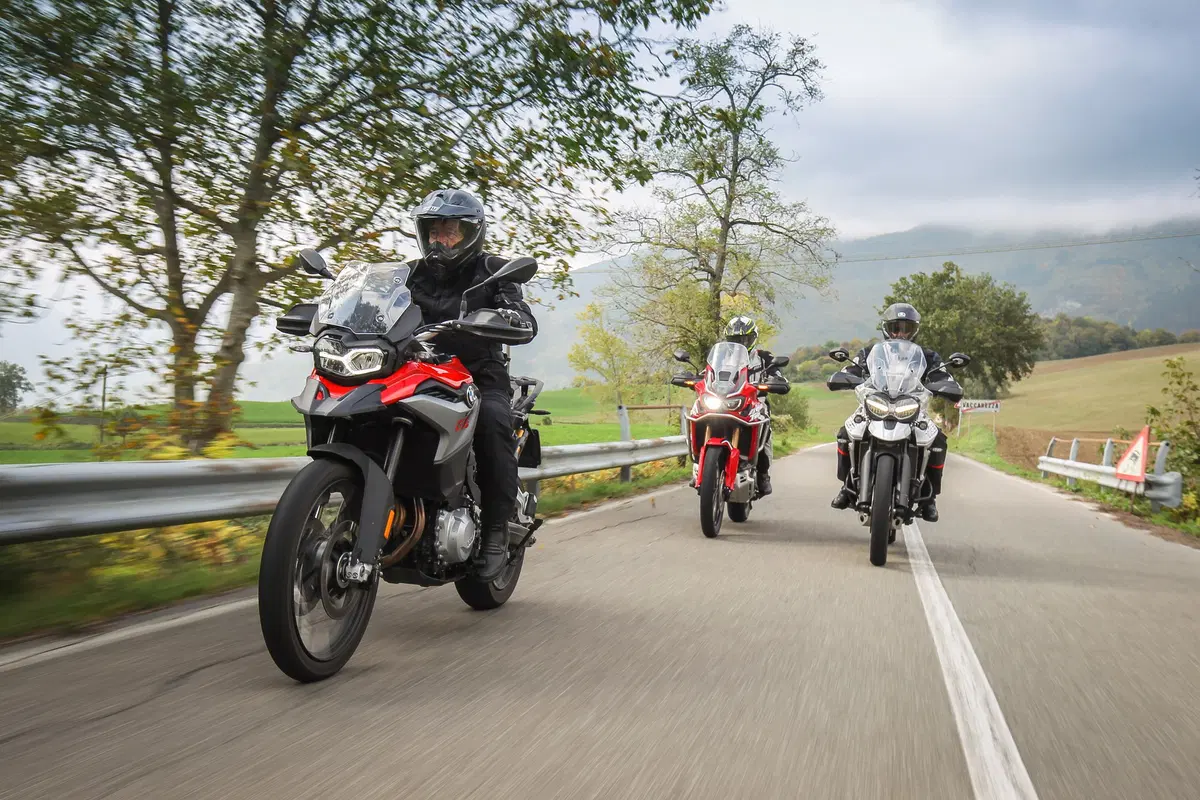 BMW F850GS vs Honda Africa Twin vs Triumph Tiger 800 XCa: COMPARATIVA MAXIENDURO 1000 (18)