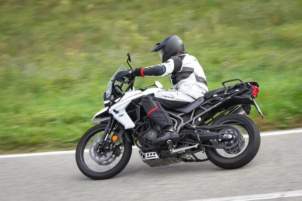 BMW F850GS vs Honda Africa Twin vs Triumph Tiger 800 XCa: COMPARATIVA MAXIENDURO 1000 (27)