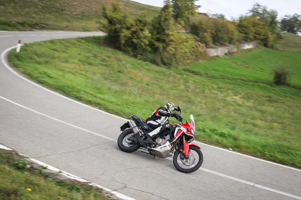 BMW F850GS vs Honda Africa Twin vs Triumph Tiger 800 XCa: COMPARATIVA MAXIENDURO 1000 (28)