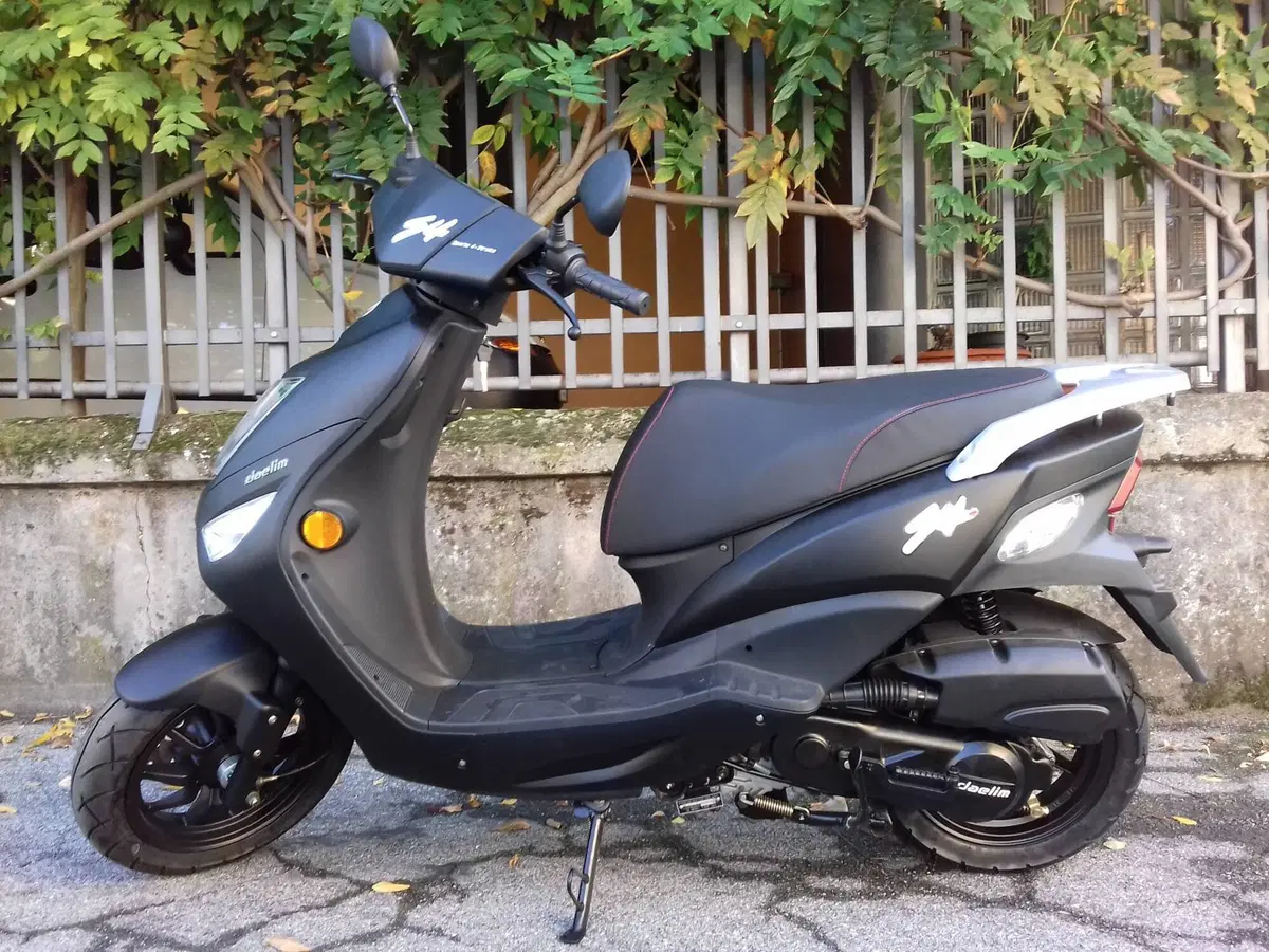 Daelim S4 50 4t (2011 - 18) (3)