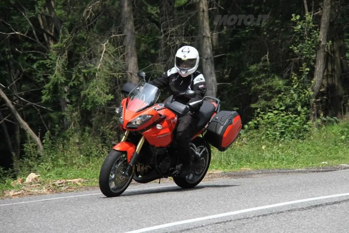 Triumph Tiger SE   (12)