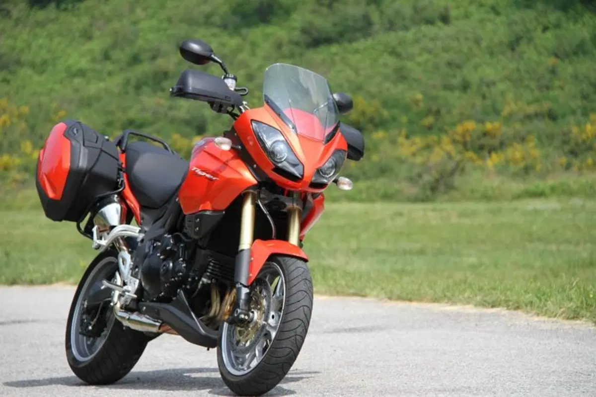 Triumph Tiger SE   (18)