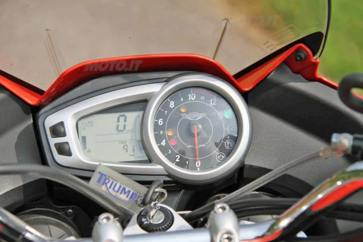 Triumph Tiger SE   (22)