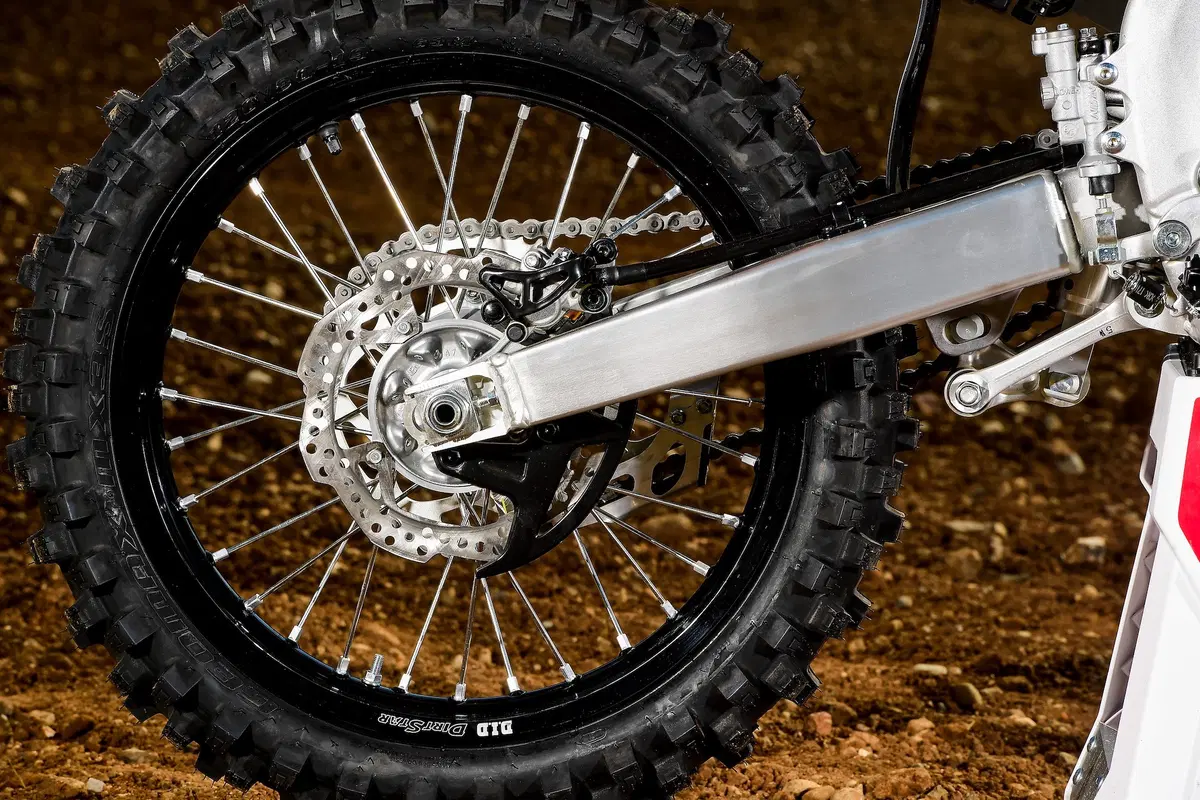 Honda CRF 250R e CRF 450R 2019: Concentrato di tecnologia (3)