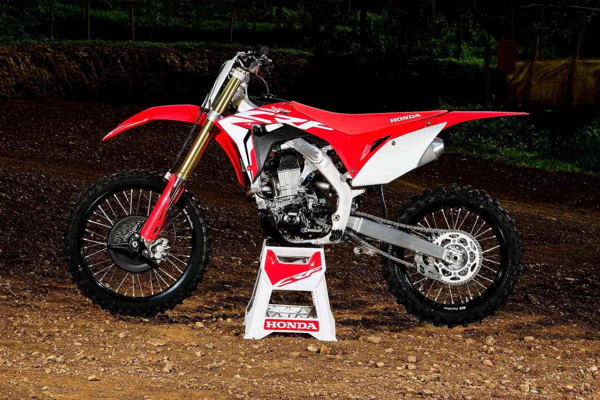 Honda CRF 250R e CRF 450R 2019: Concentrato di tecnologia (2)