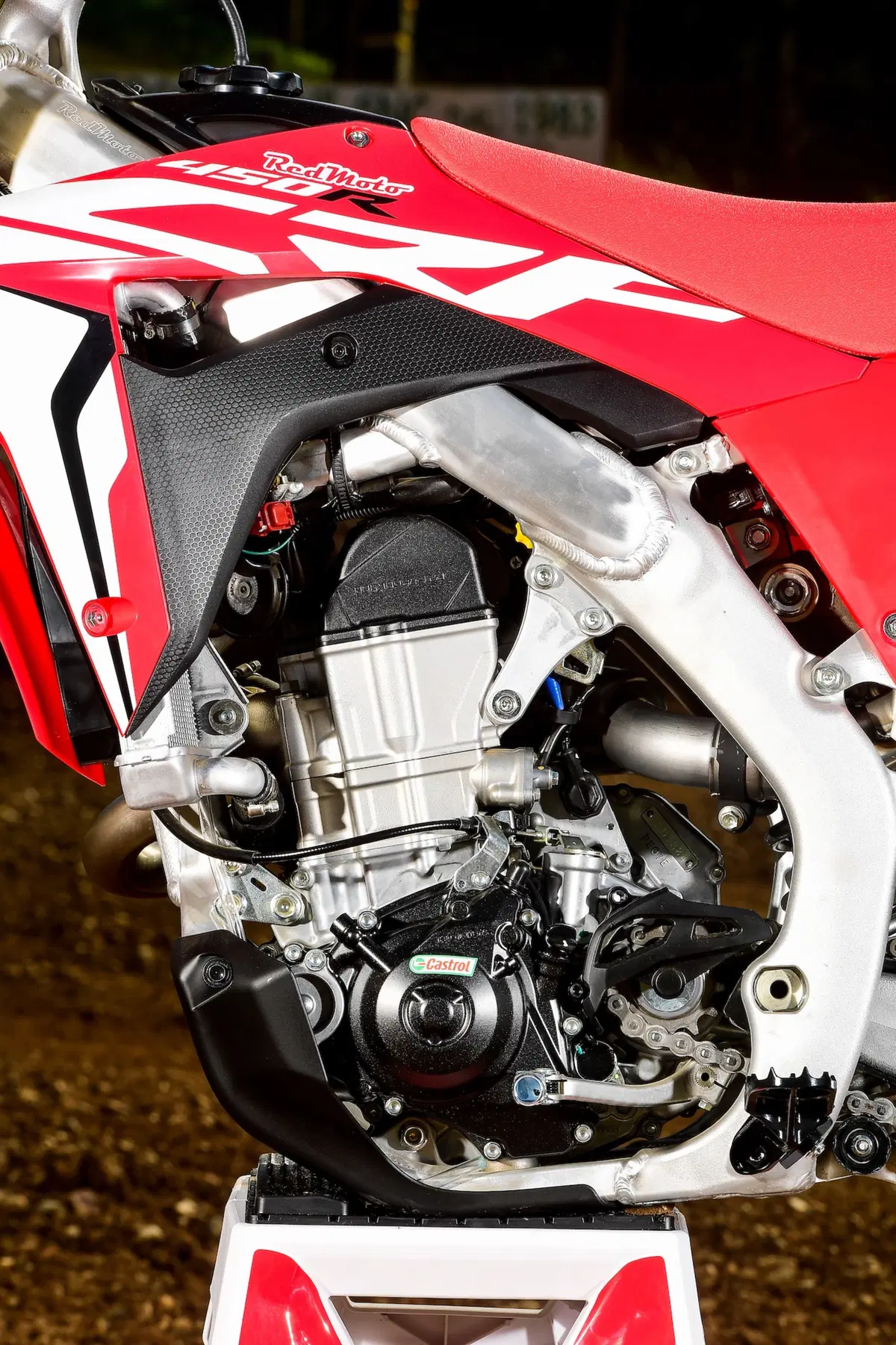 Honda CRF 250R e CRF 450R 2019: Concentrato di tecnologia (11)