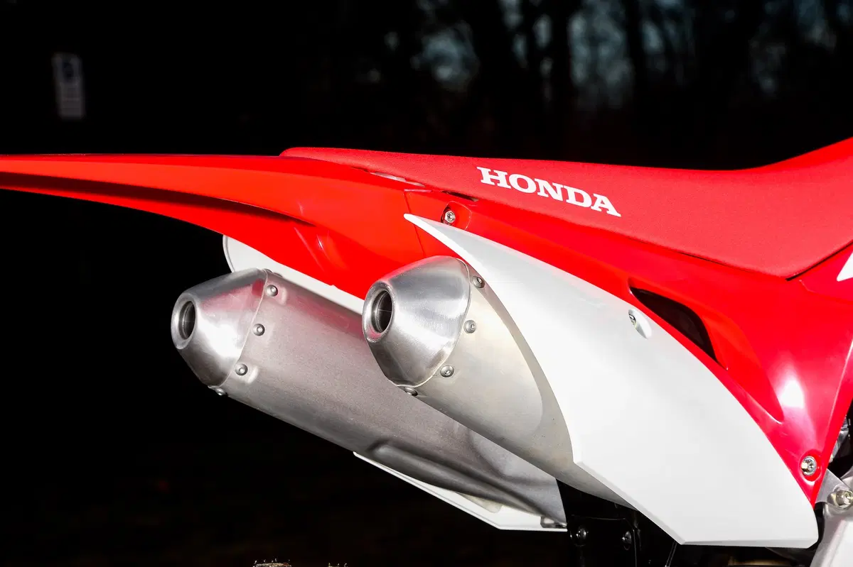 Honda CRF 250R e CRF 450R 2019: Concentrato di tecnologia (4)