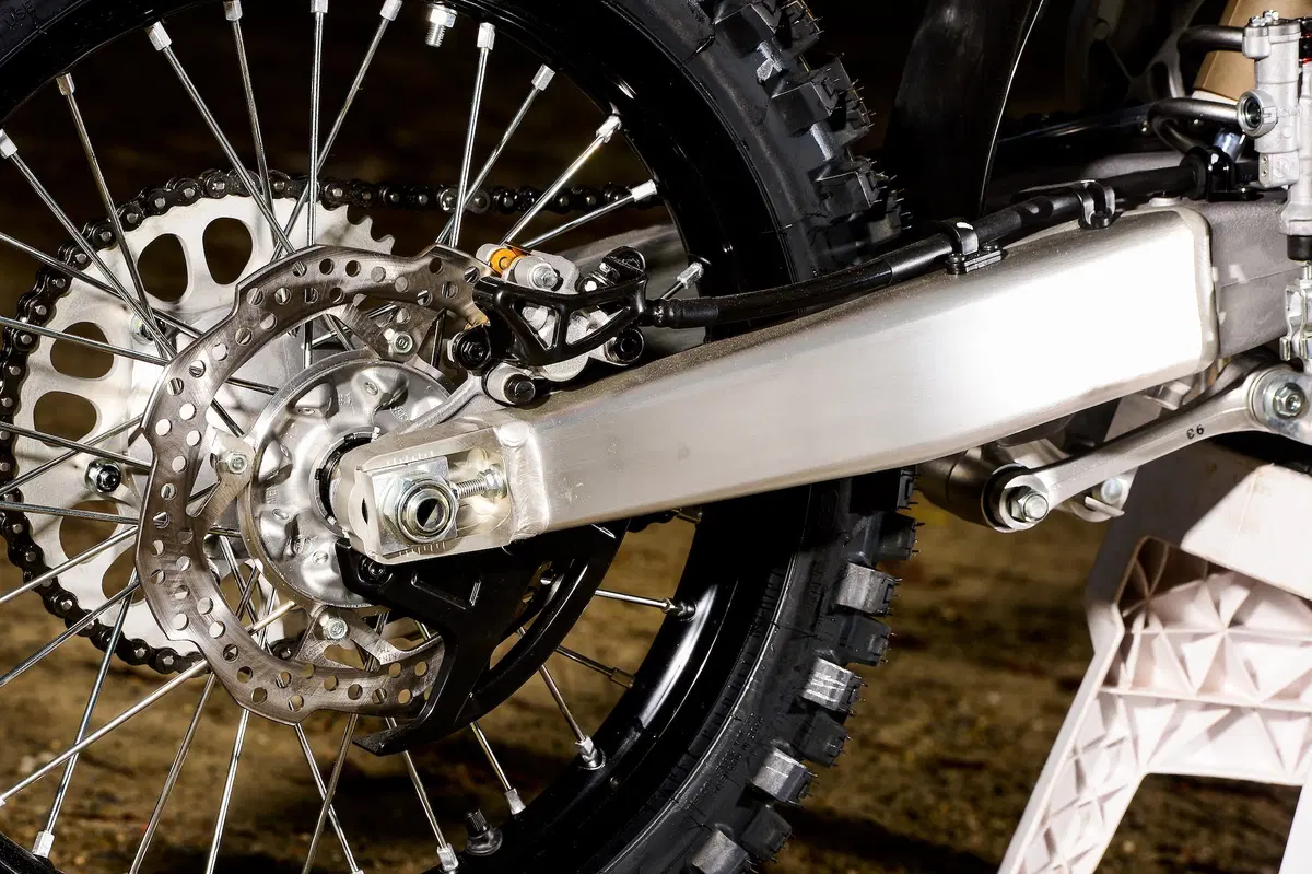 Honda CRF 250R e CRF 450R 2019: Concentrato di tecnologia (8)