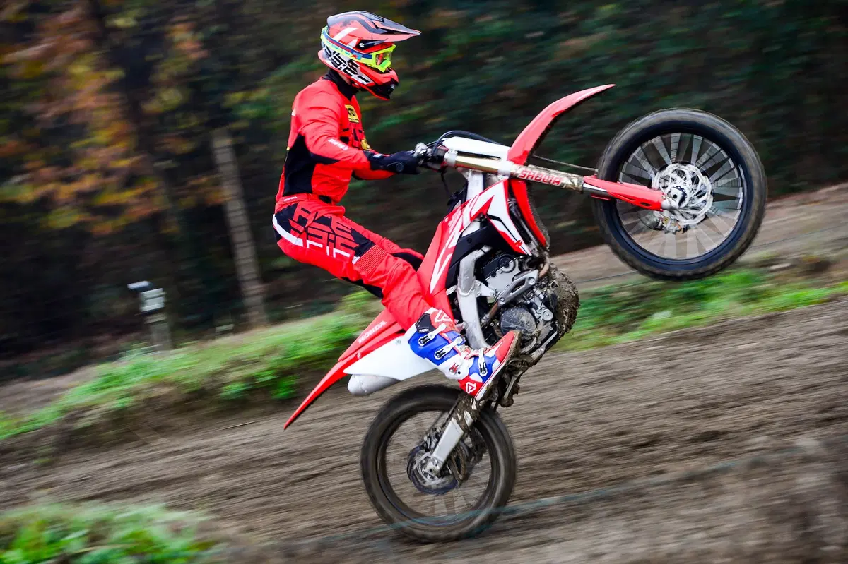 Honda CRF 250R e CRF 450R 2019: Concentrato di tecnologia (4)