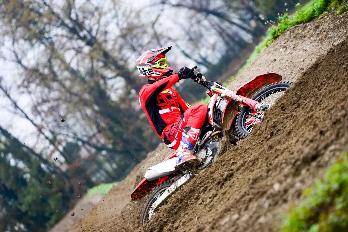 Honda CRF 250R e CRF 450R 2019: Concentrato di tecnologia (6)