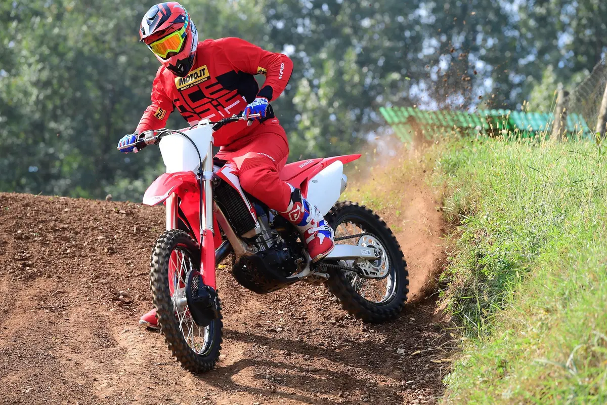 Honda CRF 250R e CRF 450R 2019: Concentrato di tecnologia (13)