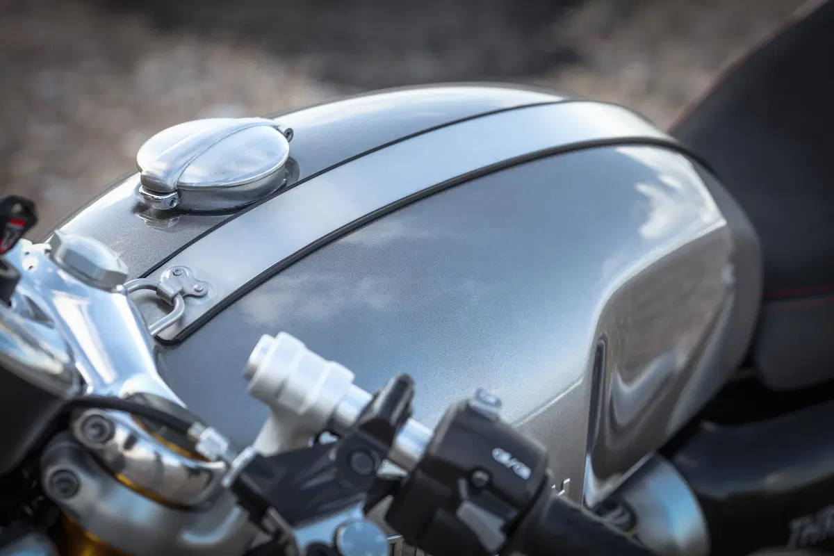 Triumph Thruxton R (17)