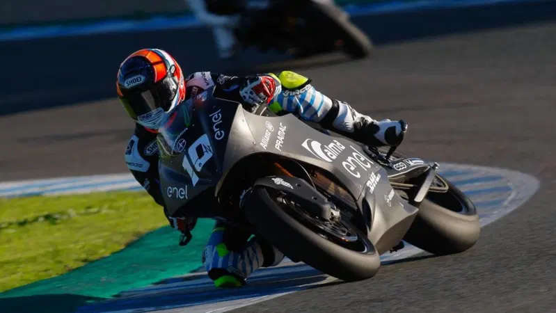 MotoE. Alex De Angelis: "E' divertente e spinge forte. Il suo limite &egrave; il peso"