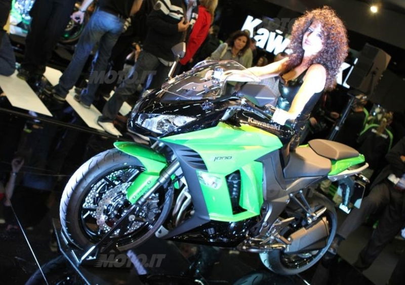 Kawasaki: la Z1000 diventa anche SX