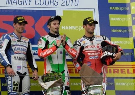 Biaggi chiude con una vittoria la sua straordinaria stagione 