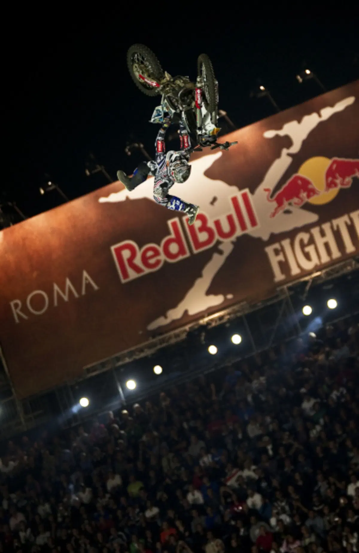 20mila a Roma per lo spettacolo del Red Bull X-Fighters (7)