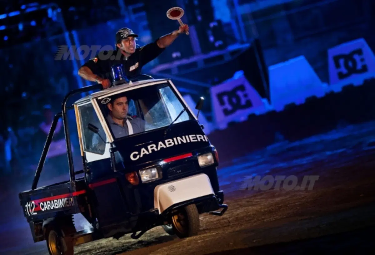 20mila a Roma per lo spettacolo del Red Bull X-Fighters (14)