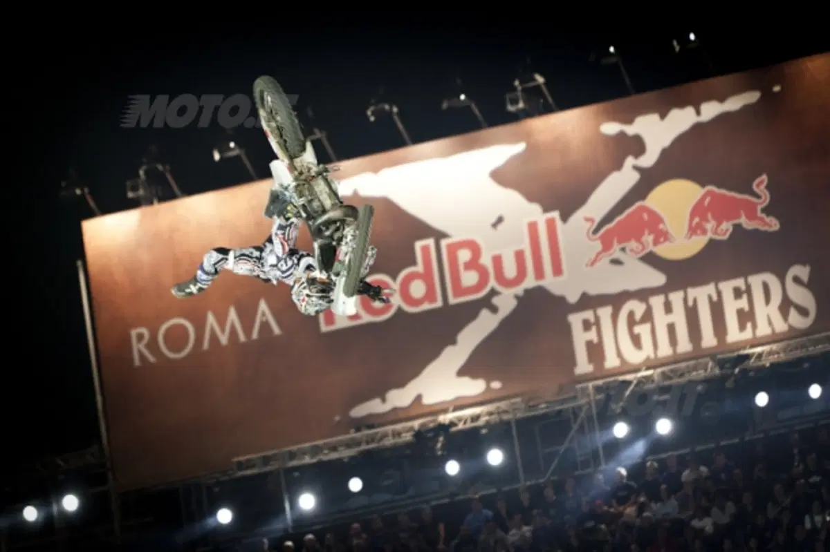 20mila a Roma per lo spettacolo del Red Bull X-Fighters (20)