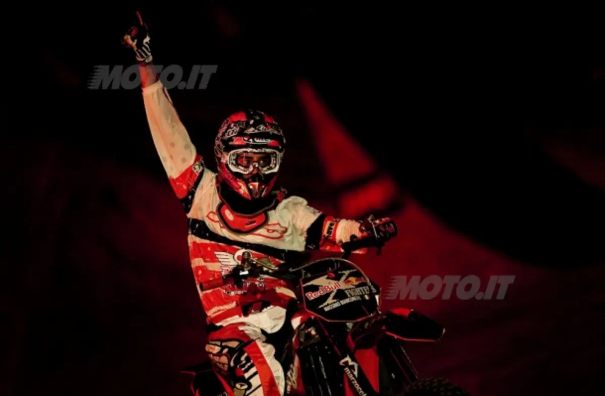 20mila a Roma per lo spettacolo del Red Bull X-Fighters (22)