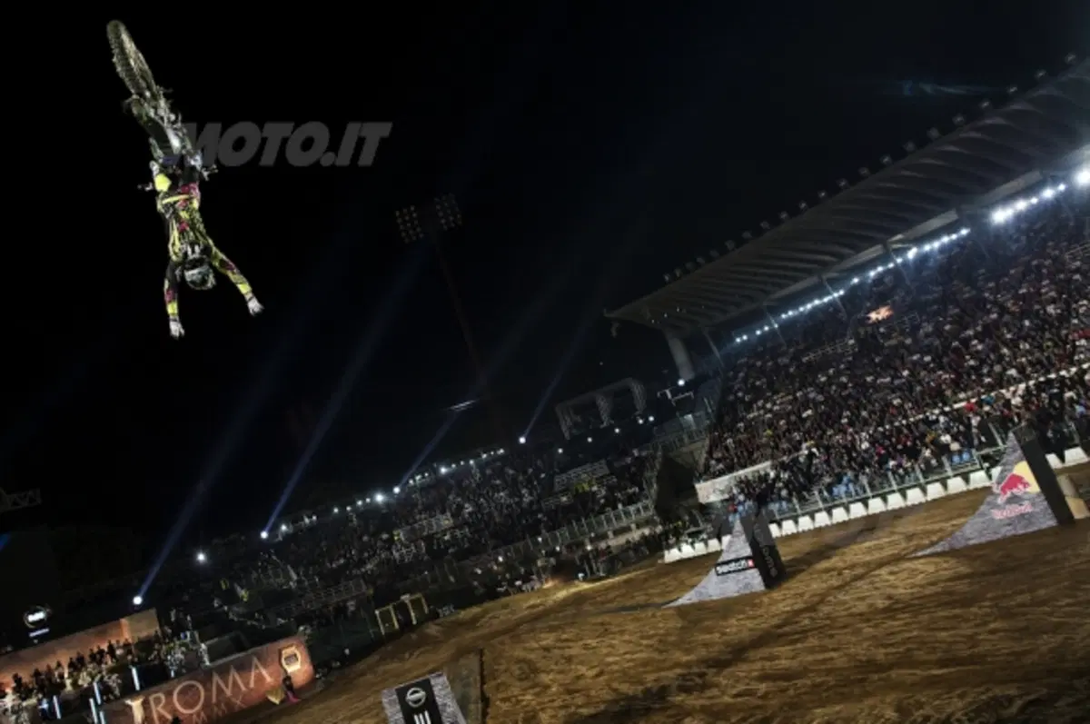 20mila a Roma per lo spettacolo del Red Bull X-Fighters (24)