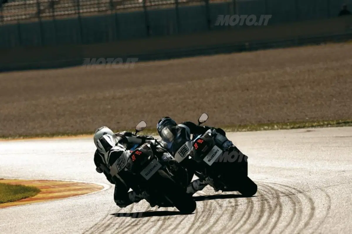 Le nuove Suzuki GSX-R 600 e GSX-R 750 2011 (5)