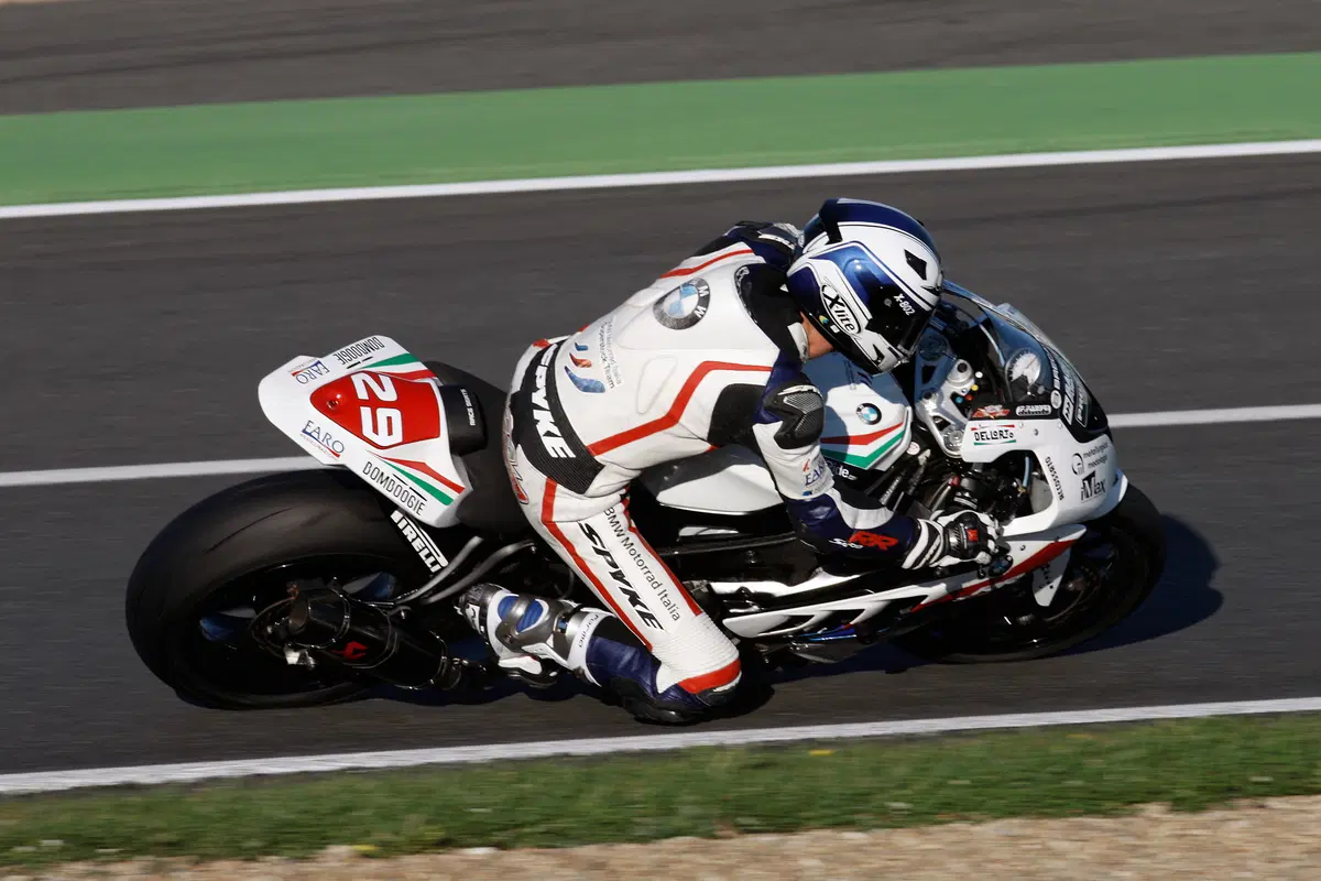 Superstock 1000 FIM Cup, ultimo round della stagione perfetta BMW (3)