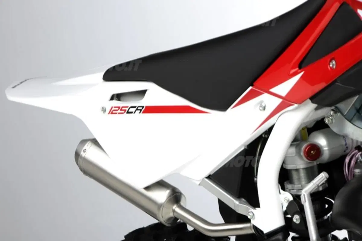 Husqvarna CR125, TC250 e WR125 2011 (19)