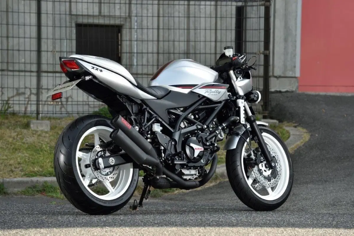Suzuki SV650 Rally Concept (4)