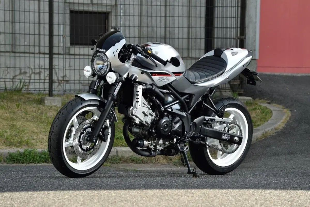 Suzuki SV650 Rally Concept (3)