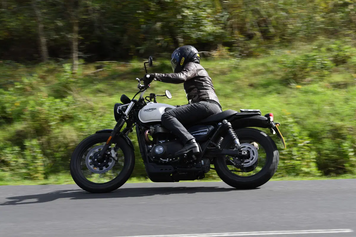 Triumph Bonneville Street Scrambler 900 2019