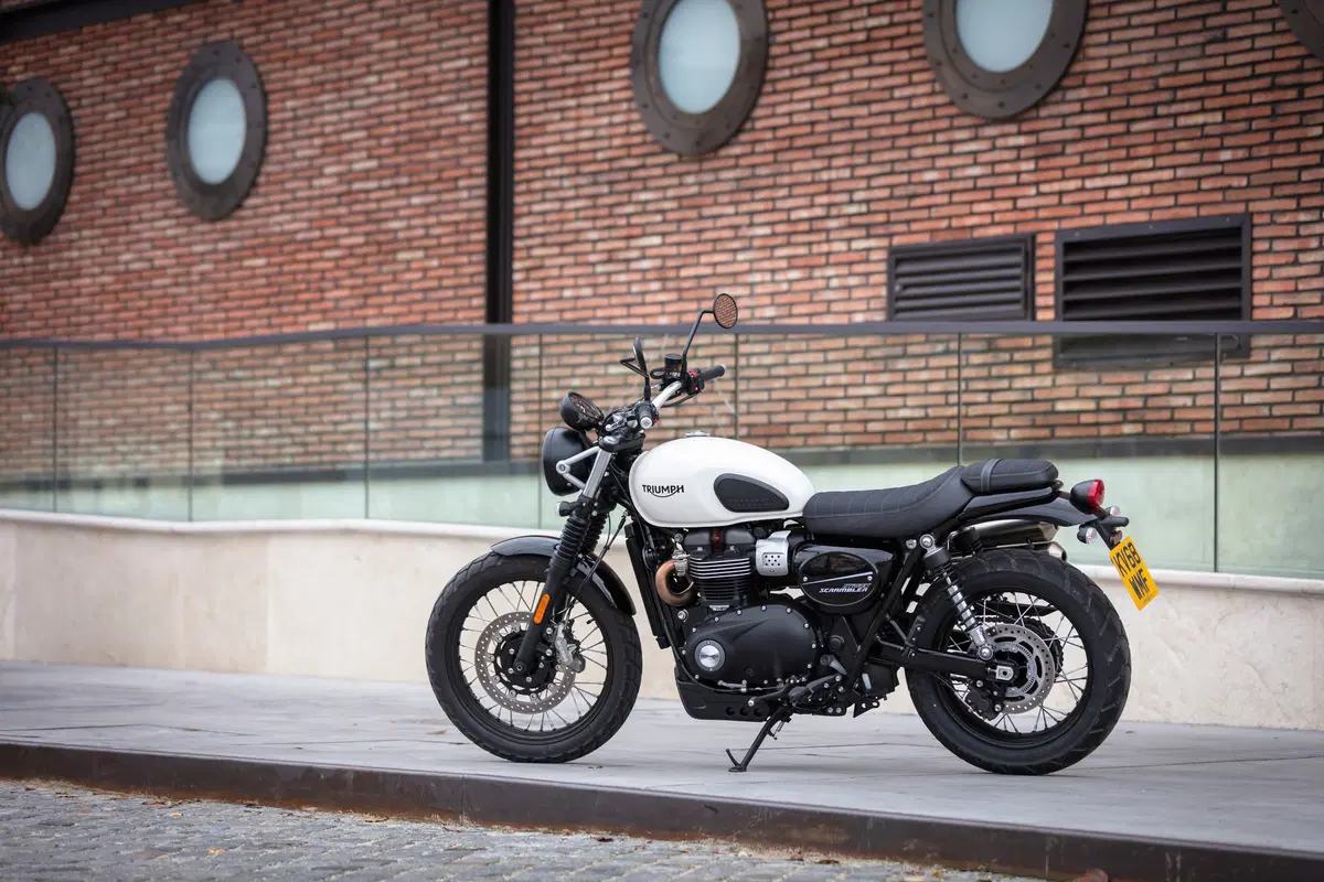 Triumph Bonneville Street Scrambler 900 2019 (9)