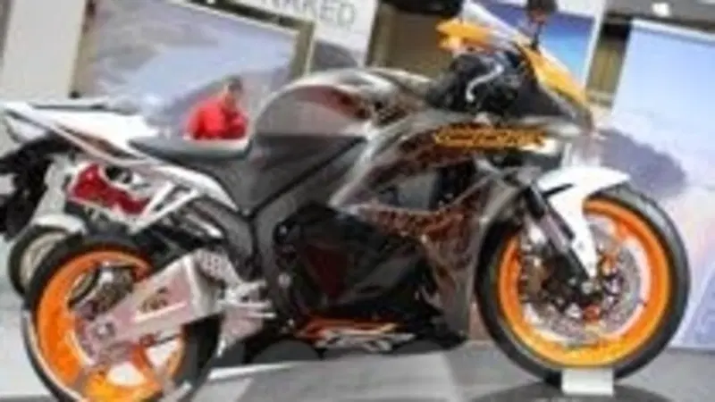 Nuove colorazioni Honda all'Intermot di Colonia