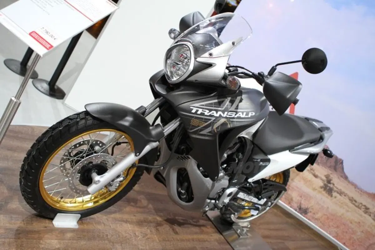 Nuove colorazioni Honda all'Intermot di Colonia (4)