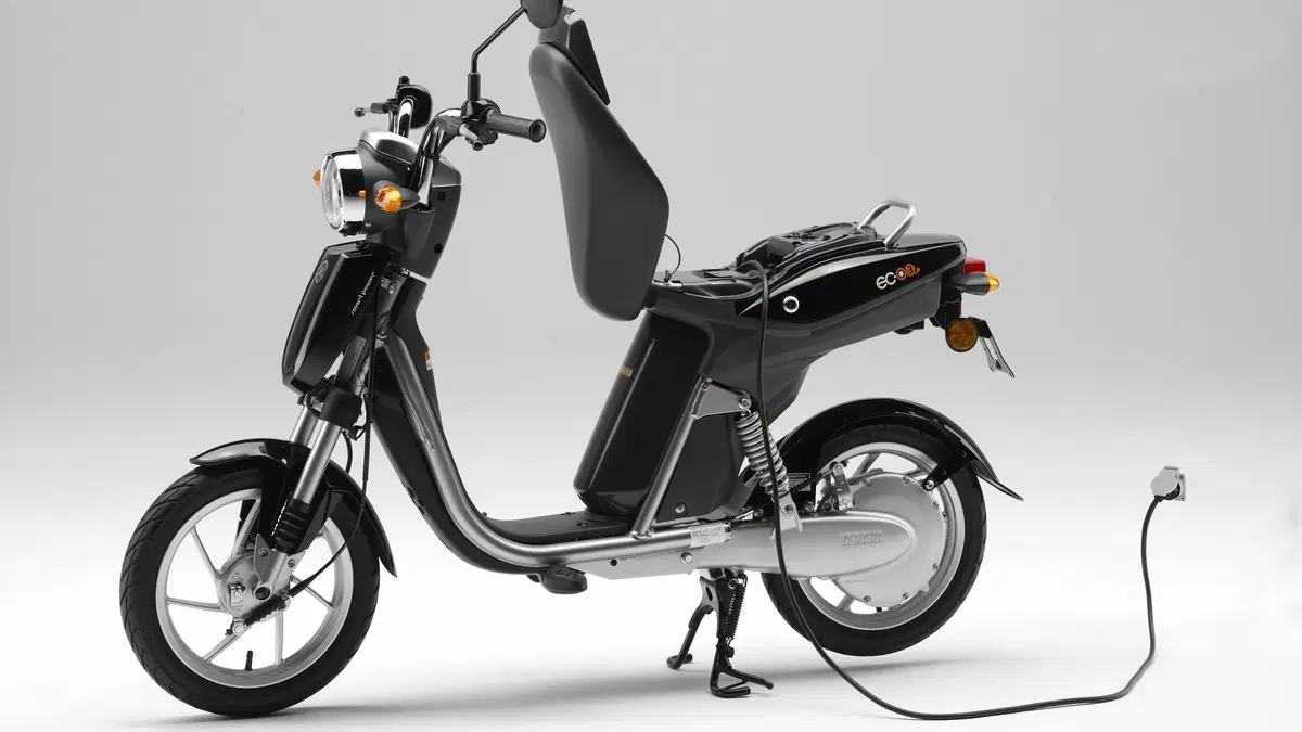 Scooter elettrico Yamaha EC-03