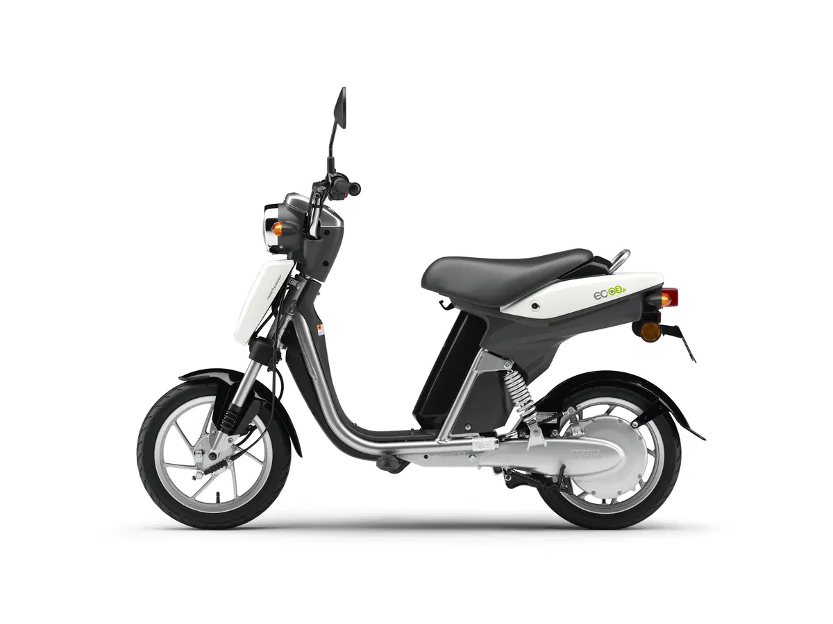 Scooter elettrico Yamaha EC-03 (4)