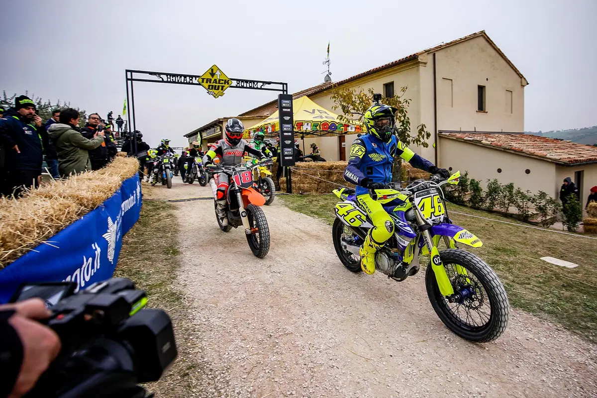 Rossi/Morbidelli vincono la 100km al Ranch (9)