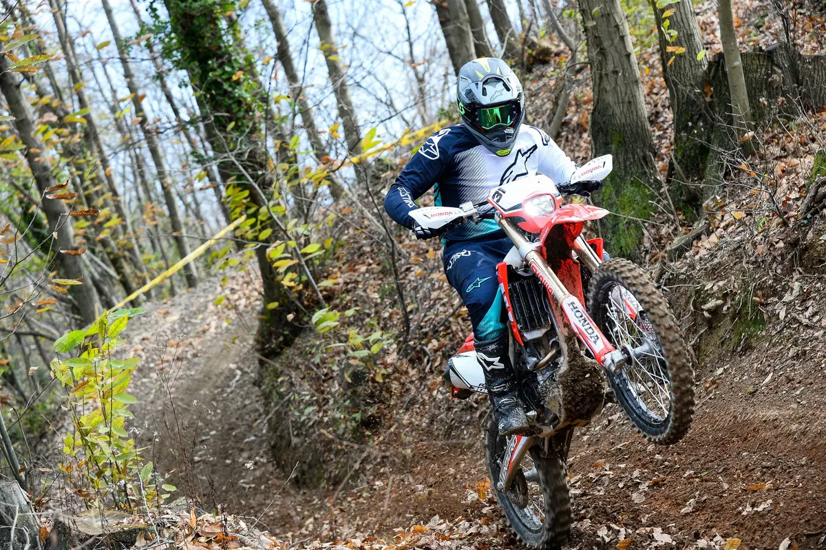 Honda Enduro 2019: TEST della gamma e la sfida CRF450XR VS CRF450RX. Chi vince? (2)