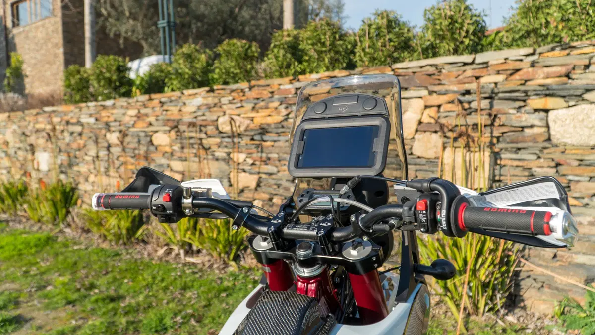 AJP PR7 650 Adventure PR7 650 Adventure (2017 - 18) (9)