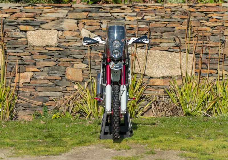 AJP PR7 650 Adventure PR7 650 Adventure (2017 - 18) (6)