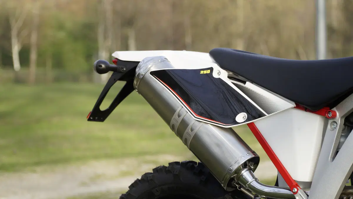 AJP PR5 250 Enduro PR5 250 Enduro (2017 - 18) (10)