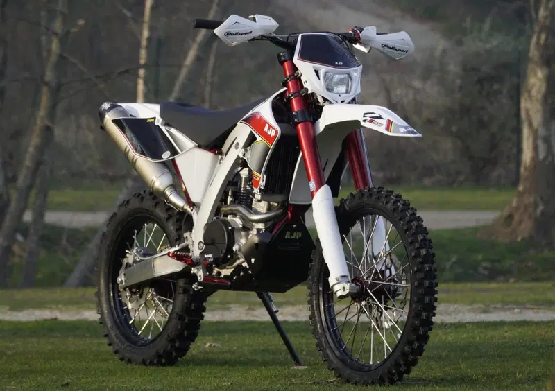 AJP PR5 250 Extreme PR5 250 Extreme (2017 - 18)