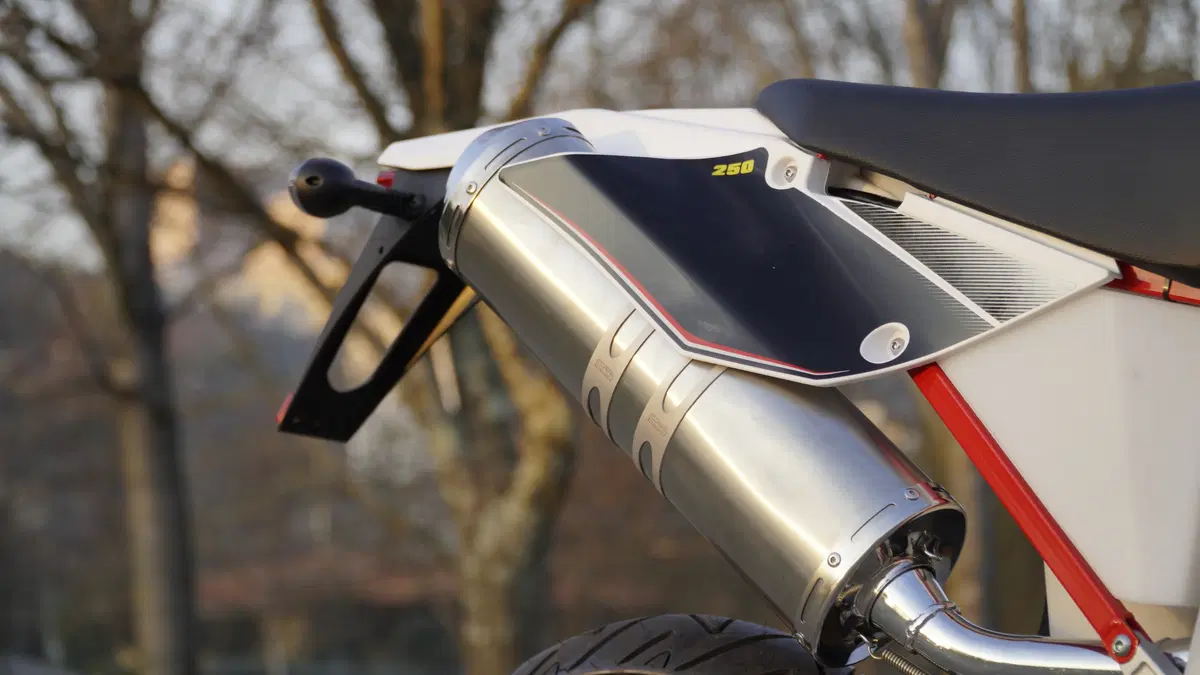 AJP PR5 250 Supermoto PR5 250 Supermoto (2017 - 18) (10)