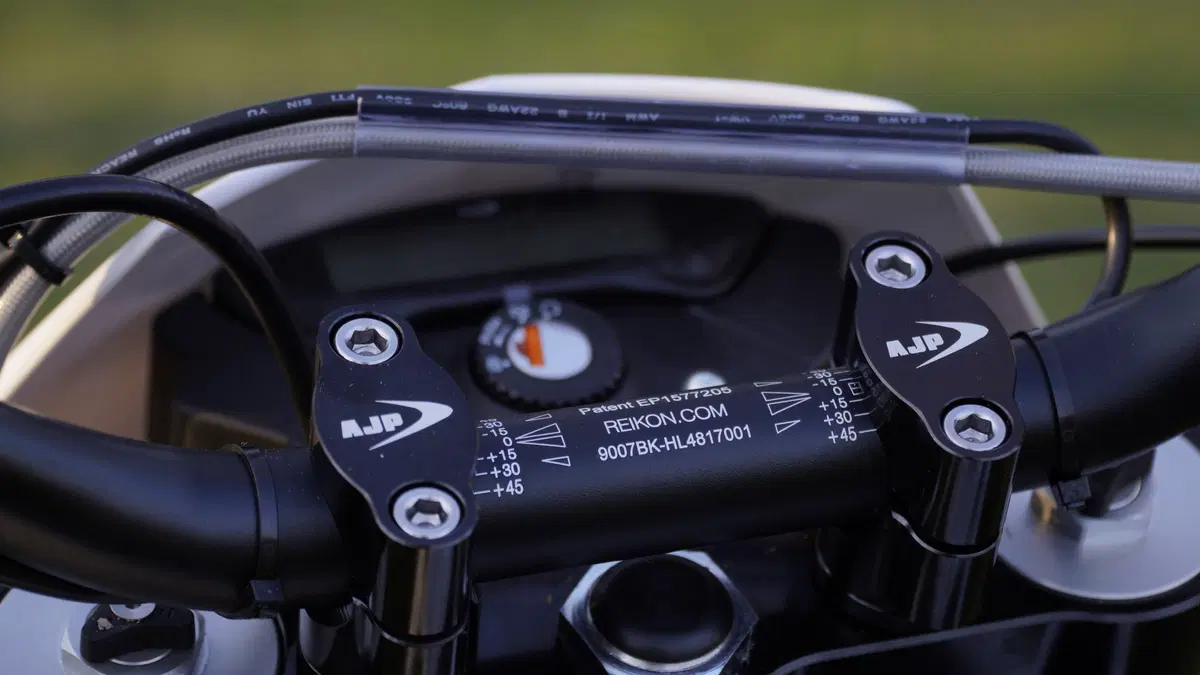 AJP PR4 240 Enduro PR4 240 Enduro (2017 - 18) (9)