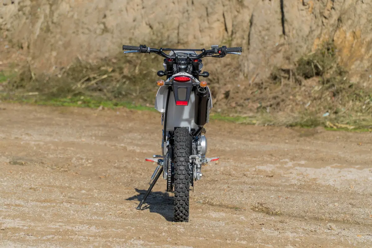 AJP PR3 240 Enduro PR3 240 Enduro (2017 - 18) (6)