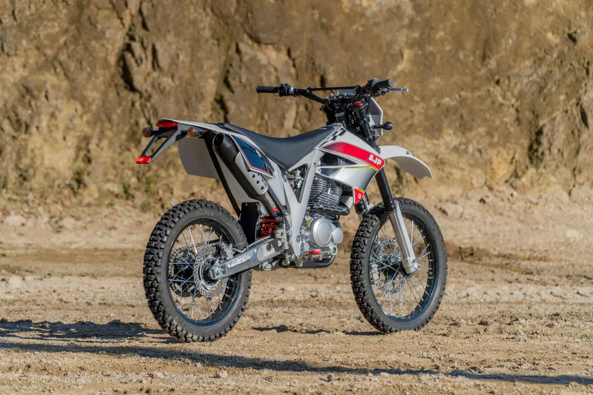 AJP PR3 240 Enduro PR3 240 Enduro (2017 - 18) (3)