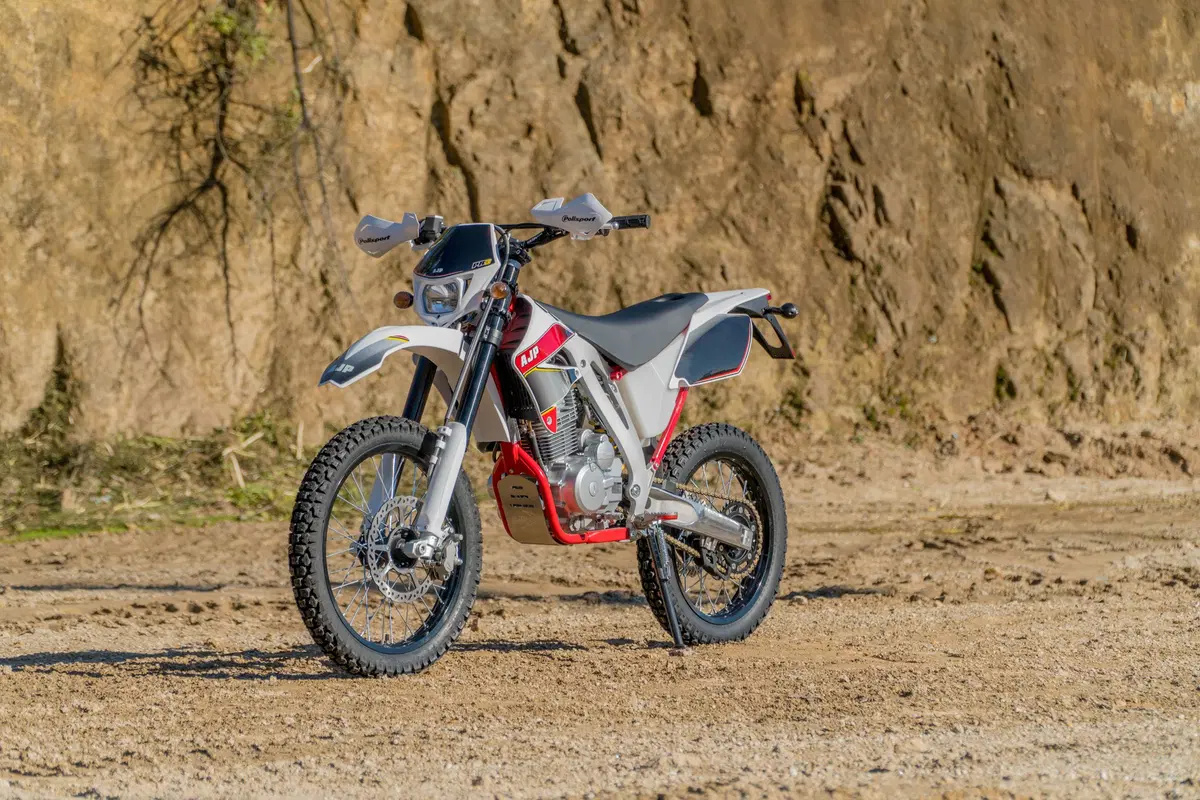 AJP PR3 240 Enduro PR3 240 Enduro Pro (2017 - 18)