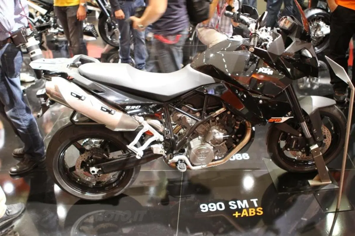 Novità KTM all'Intermot di Colonia (10)