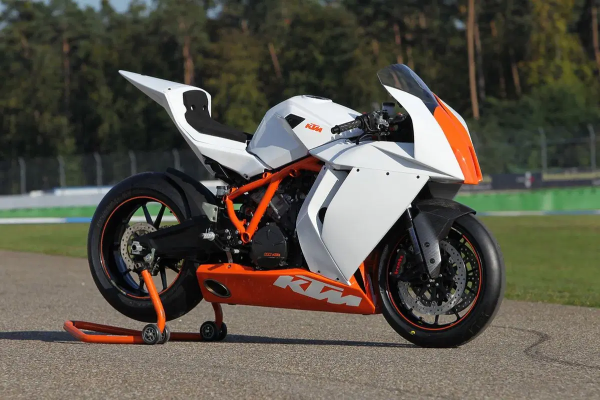 Novità KTM all'Intermot di Colonia (28)